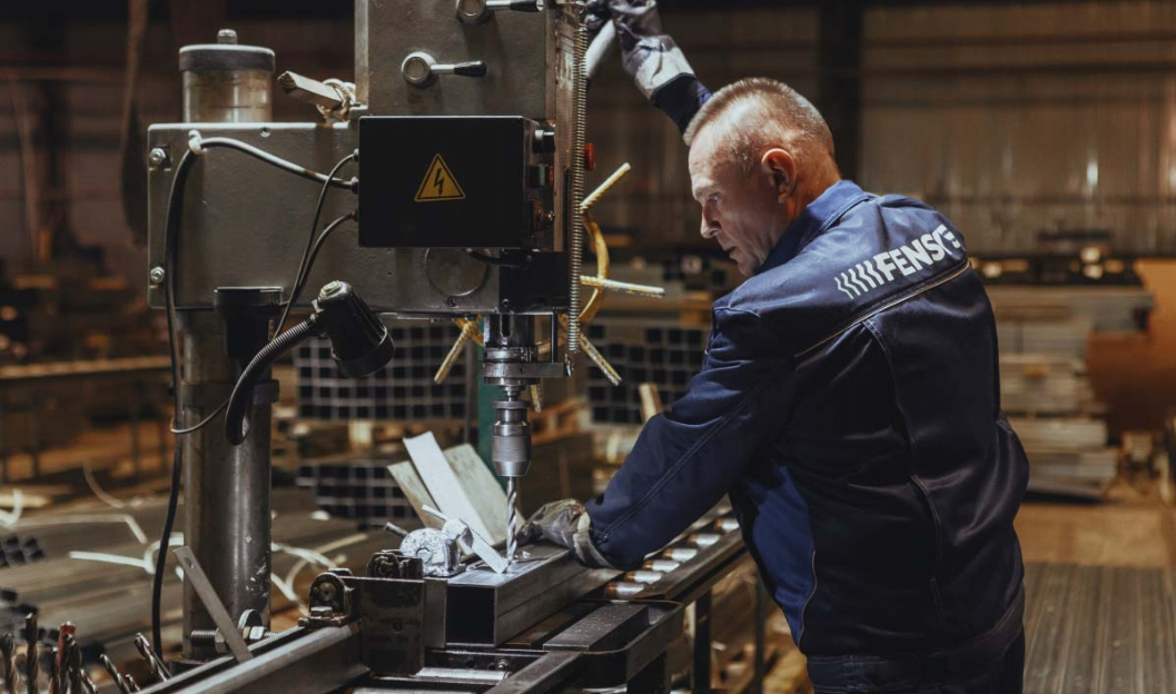 Сверлильный станок