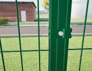 Способы крепления сетчатых панелей к столбам