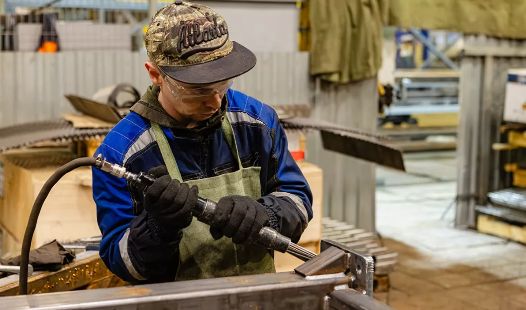 Зачистка сварочных швов