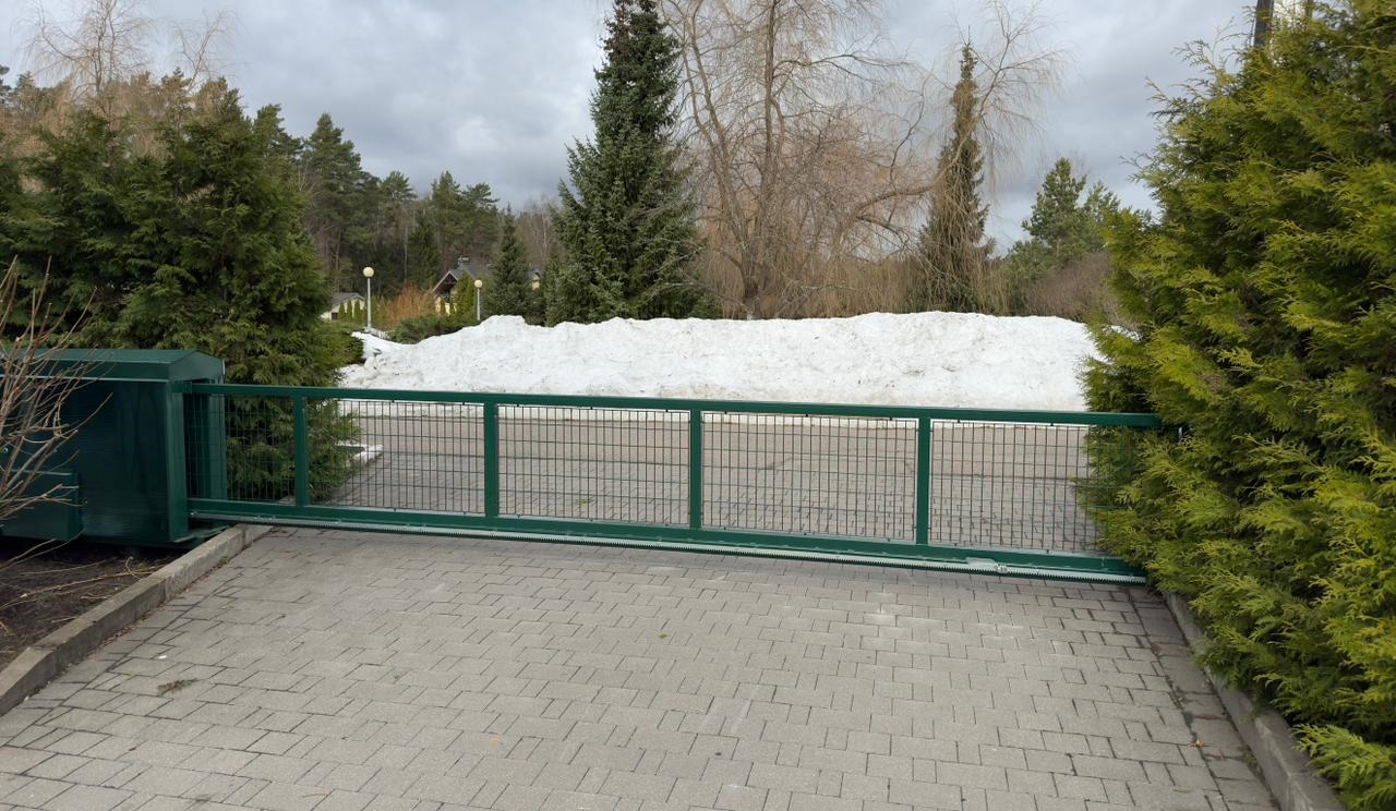 Сигнальные откатные ворота от FENSYS