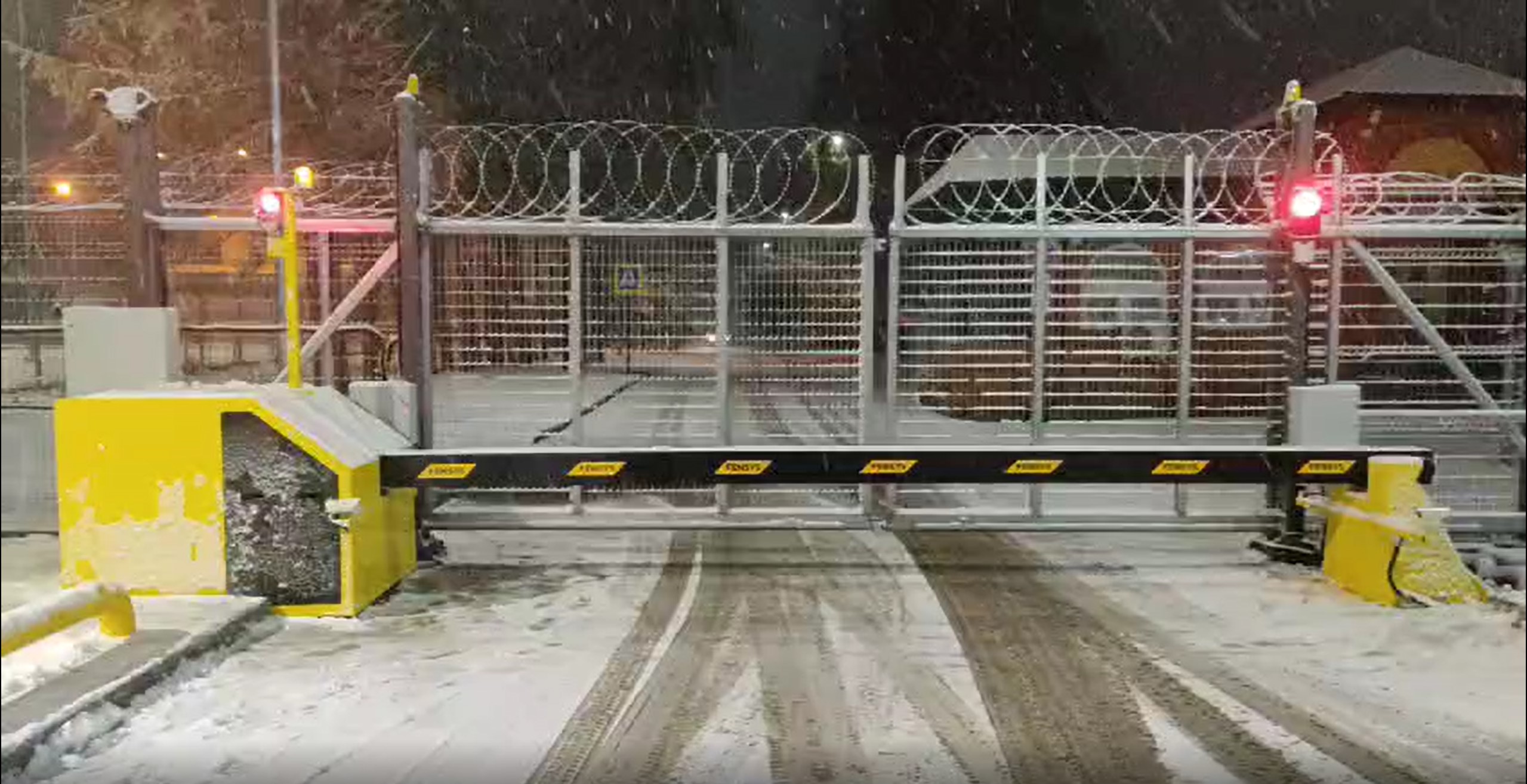 Противотаранные устройства на контрольно-пропускных пунктах: функционал и разновидности ПТУ