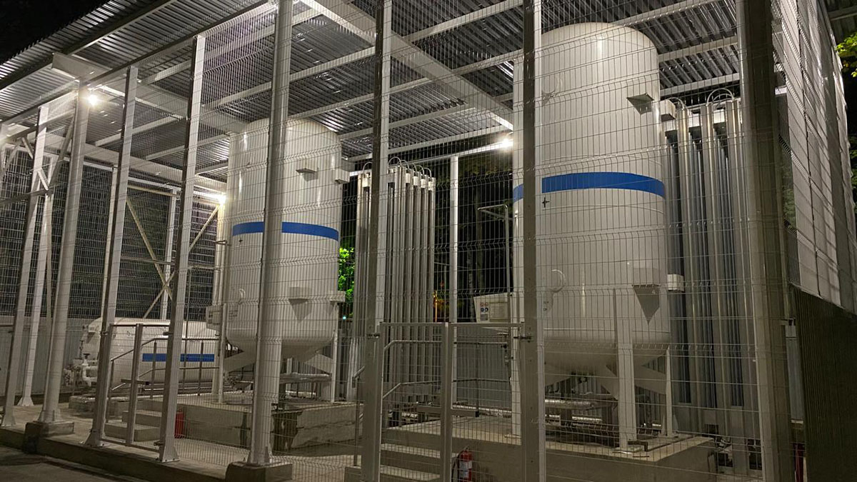 Защитные ограждения для топливных цистерн